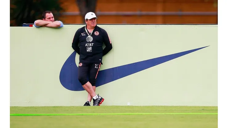 América tiene dos opciones más para reforzar el lateral