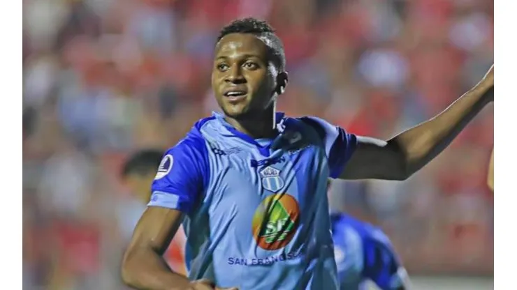 Oficial: Michael Estrada es refuerzo de Toluca