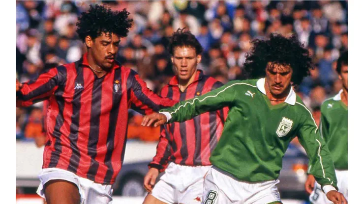La foto del recuerdo que estalló todo: Leonel Ávarez vs. Frank Rijkaard y Marco van Basten