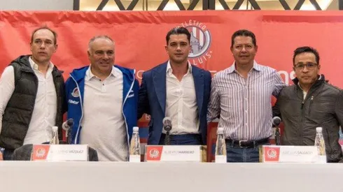 Memo Vázquez asumió en la banca de los Rojiblancos.