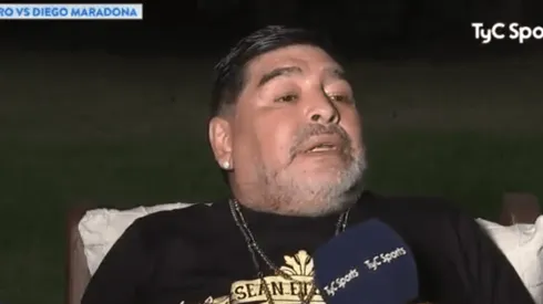 Foto de Diego Maradona en la entrevista con Libero.
