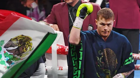 Otra decisión polémica de Canelo...