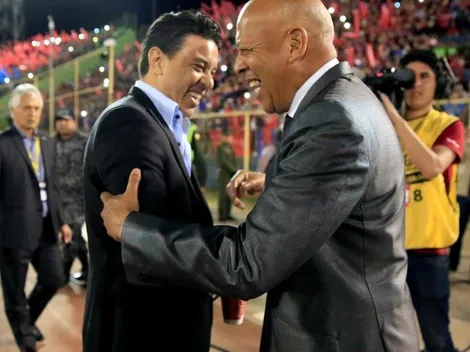 Mosquera ahora se agrandó: "Solo Barcelona y yo le ganamos 3-0 a River"