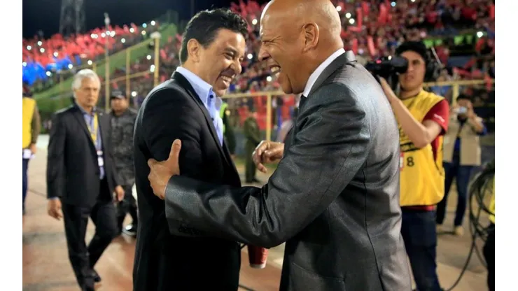 Mosquera se enfrentó a River en la Libertadores 2017.