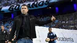 Como tenía que ser: Internacional presentó a Coudet con un video de bufandas