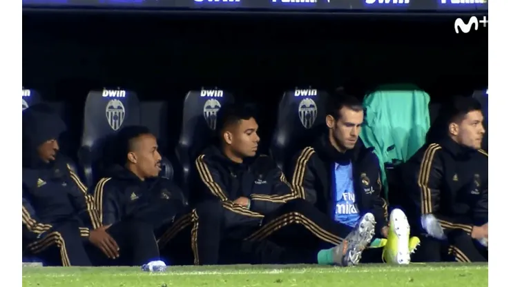 Todas mal: Bale se divertía con una botella mientras jugaba el Real Madrid