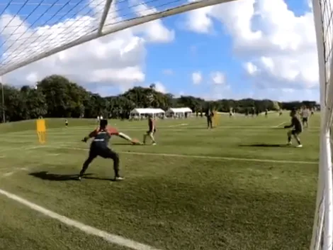 Impresionante parada a quemarropa de Toño Torres