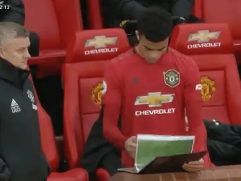 No llegó a estudiar: jugador del United repasó los apuntes antes de entrar