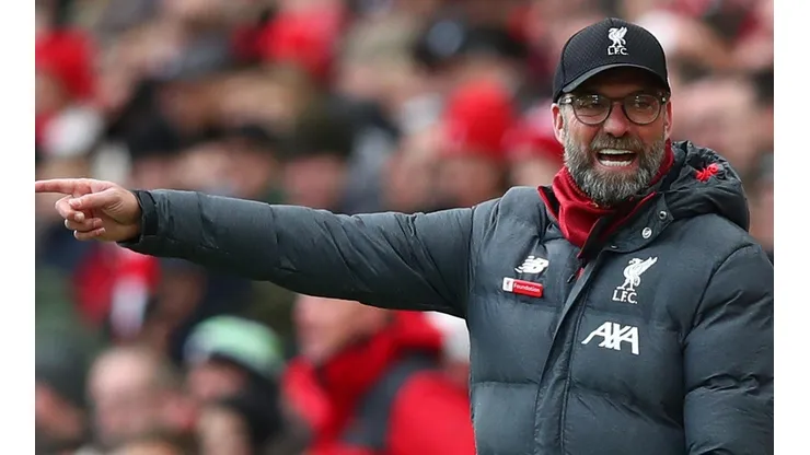 Jurgen Klopp se rindió a los pies de Raúl Jiménez, delantero del Wolves.