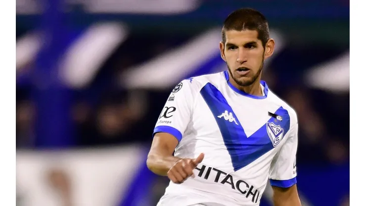 América va con todo por Abram, el zaguero de Vélez