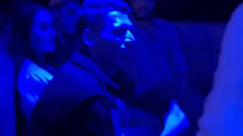 Héctor Moreno celebró junto a la afición de Rayados en Catar