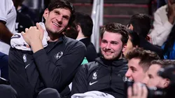 Boban Marjanovic posó con la playera del Tri y no ocultó su felicidad.
