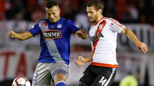Pedro Quiñónez jugando la Copa Libertadores.