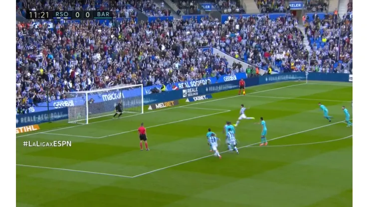 Sorpresa en Anoeta: Real Sociedad le marcó al Barcelona el 1-0 a los 11'
