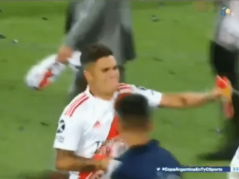 Video: Quintero se volvió loco en los festejos y persiguió a todos