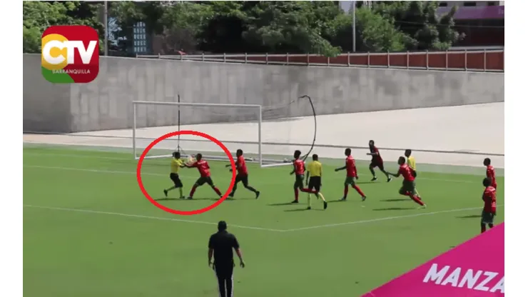 Video: jugadores del Barranquilla FC la emprenden contra el árbitro y lo golpean