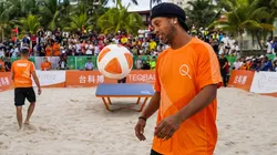 Los amigos de Ronaldinho vencieron a las Estrellas de México en el Partido por la Paz