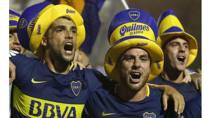 Cuestión de laterales en Boca: son tres los que podrían irse