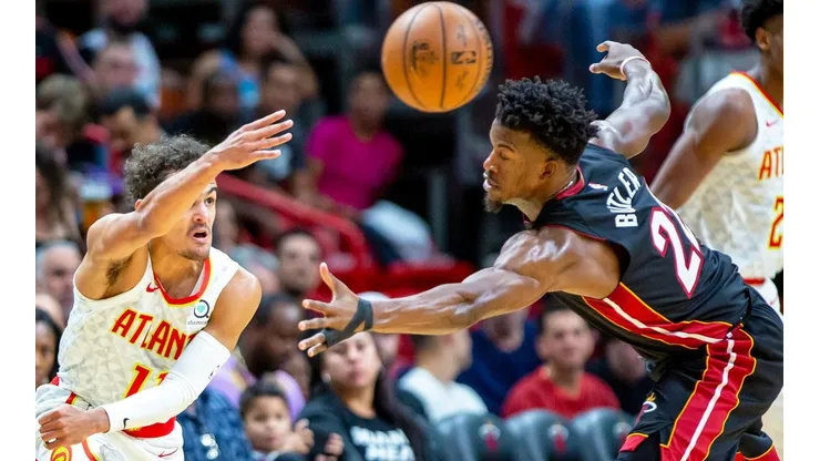 Cruel: Jimmy Butler destrozó a Trae Young y le sirvió una dosis de humildad