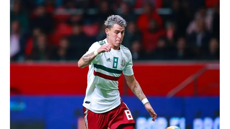 El día en que el nuevo refuerzo de Chivas pintó su cuarto con los colores de Atlas