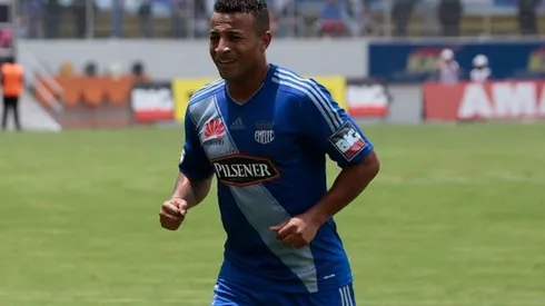 Pedro Quiñónez defendiendo la camiseta de Emelec.