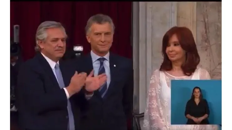 Le pusieron a un video de Macri una canción de la hinchada de River: "Como te duele la..."