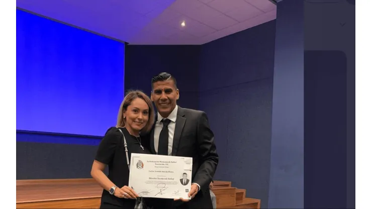 Salcido ahora puede dirigir.