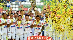No piensan en los hinchas: la Superliga 2020 no se jugaría en Colombia