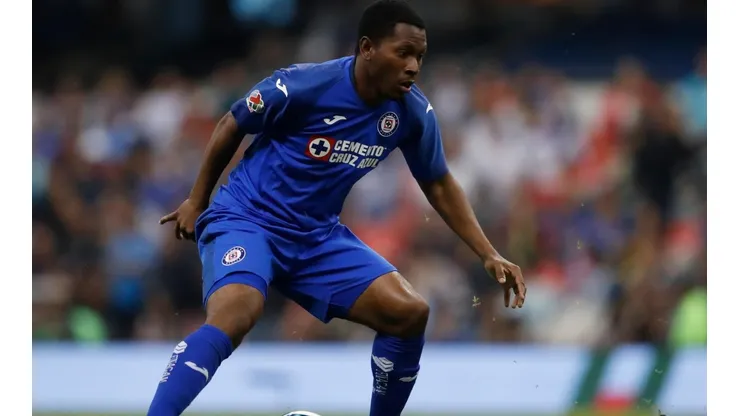 ¿De Cruz Azul a Santos? Almada quiere contar con Angulo