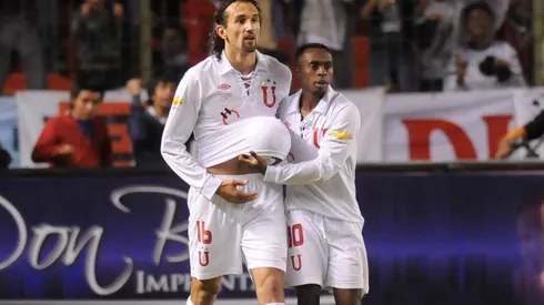 Hernán Barcos con la camiseta de Liga de Quito.