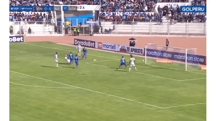Federico Rodríguez mete los goles importantes en Alianza Lima.