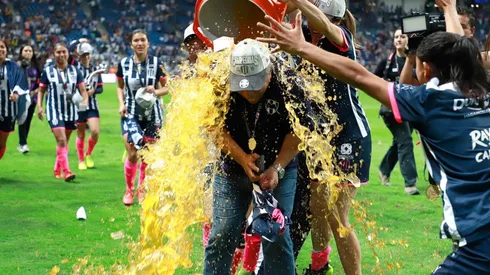 Los festejos y el delirio de las Rayadas con la afición por el título