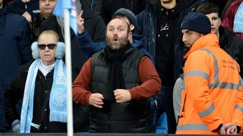 Detuvieron a un hincha por sus gestos racistas contra Fred