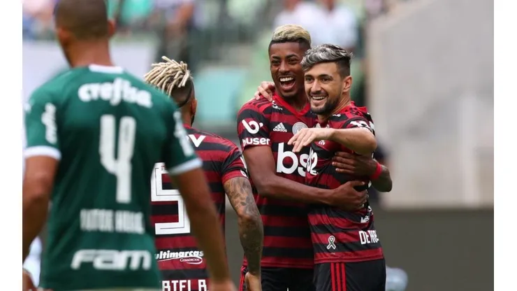 Que canal transmite Santos vs. Flamengo por el Brasileirao