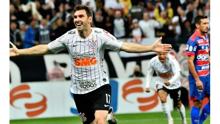 Qué canal transmite Corinthians vs. Fluminense por el Brasileirao