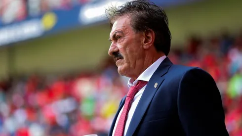 Sorpresiva reunión de La Volpe con los directivos de Racing