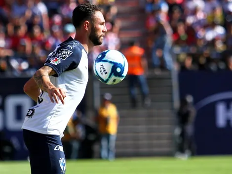 Layún sorprendió con sus bellos zapatos en Instagram