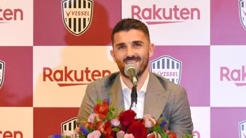 Villa felicitó a Medina.