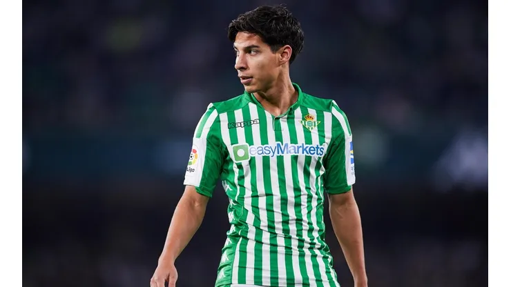 Lainez está bien considerado por la directiva del Betis.
