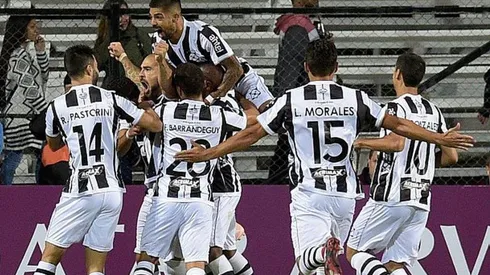 A qué hora juega Wanderers vs Cerro por la Liga de Uruguay