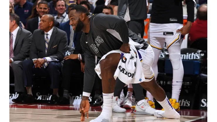"Es irrespetuoso" el gesto de LeBron que causó la furia de los comentaristas