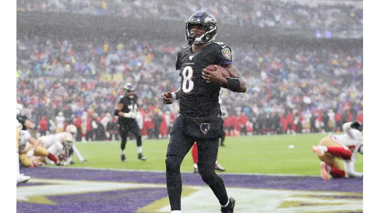 Comentarista de 49ers hizo un terrible comentario racista sobre Lamar Jackson
