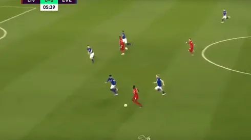 Perfecta es poco: la asistencia de Mané a Origi para el 1-0 de Liverpool