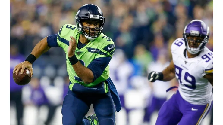 ¡Es baby Yoda! La épica referencia de Russell Wilson a The Mandalorian tras el MNF.