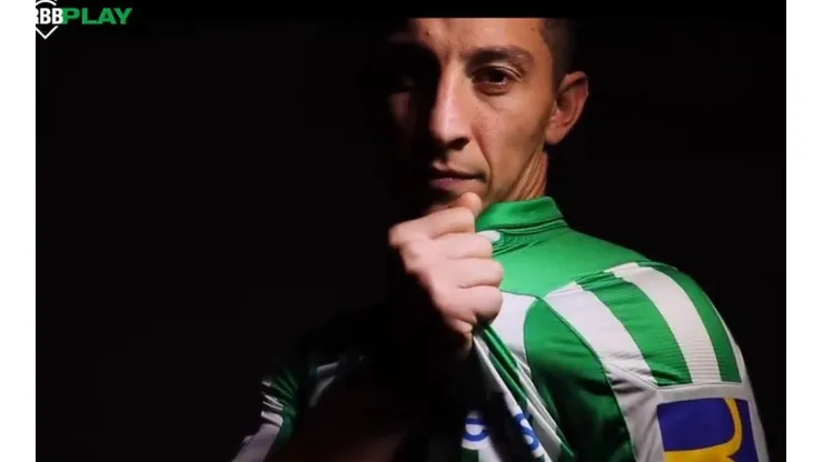 Guardado sigue en Betis hasta el 2022.