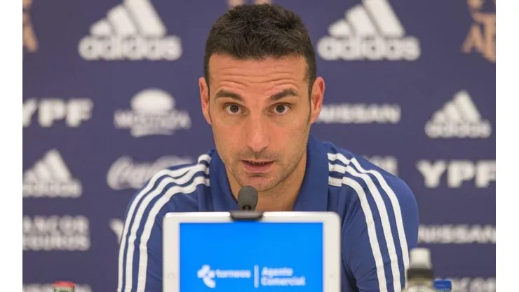 Scaloni que tiene en carpeta a dos jugadores de River para la selección