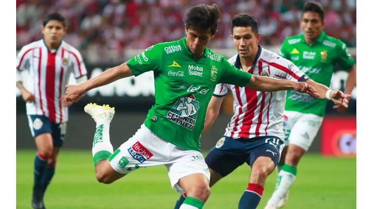 ¿Vuelve a Chivas? Macías no está de acuerdo con las condiciones que le ofrece León
