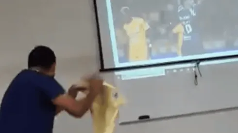 VIDEO: Alumno se burló de profesor que había cantado victoria anticipada de Tigres