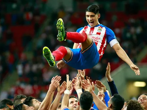Oficial: Alan Pulido dejará de ser jugador de Chivas