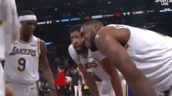 Vídeo: LeBron se picó con sus compañeros y los destrozó en el entretiempo